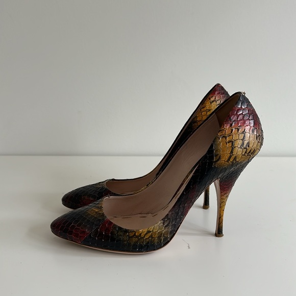 Miu Miu Multicolor Python print high heel pumps - Picture 2 of 8